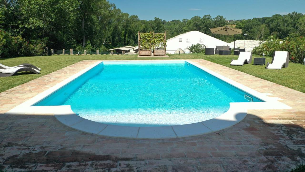 Country House Western Club Sant'Omero 外观 照片