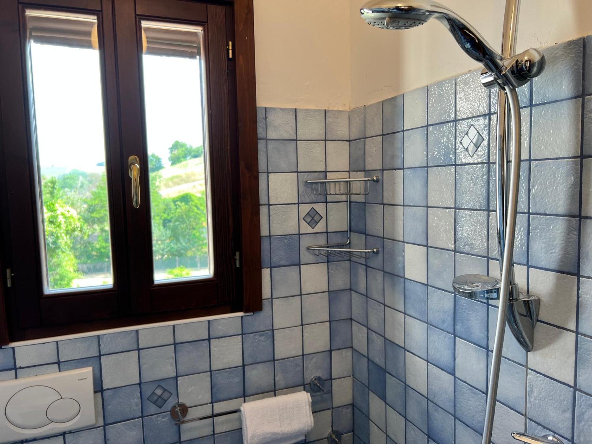 Country House Western Club Sant'Omero 外观 照片